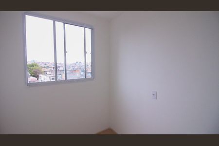 Apartamento à venda com 2 quartos, 34m² em Cidade São Mateus, São Paulo
