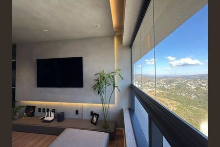 Apartamento à venda com 76m², 2 quartos e 2 vagas Apartamento à venda com 76m², 2 quartos e 2 vagasSala