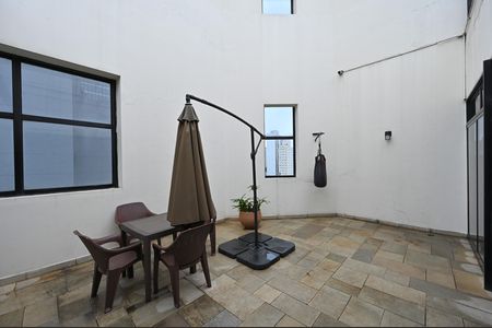 Studio para alugar com 29m², 1 quarto e 1 vaga Studio para alugar com 29m², 1 quarto e 1 vagaTerraço