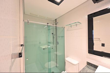 Studio para alugar com 29m², 1 quarto e 1 vaga Studio para alugar com 29m², 1 quarto e 1 vagaBanheiro Social