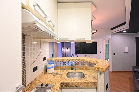 Studio para alugar com 29m², 1 quarto e 1 vaga Studio para alugar com 29m², 1 quarto e 1 vagaCozinha