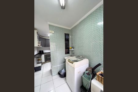 Apartamento à venda com 65m², 2 quartos e 1 vagaÁrea de Serviço