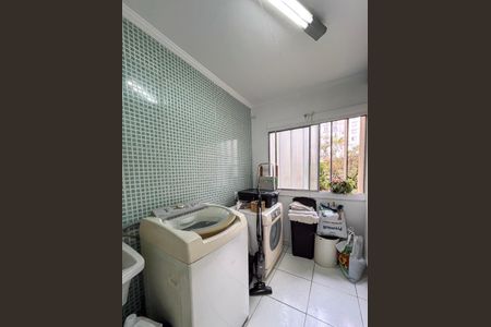 Apartamento à venda com 65m², 2 quartos e 1 vagaÁrea de Serviço