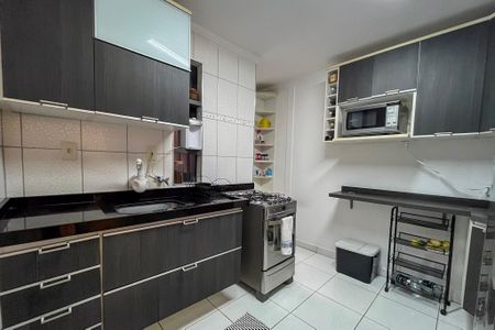 Apartamento à venda com 65m², 2 quartos e 1 vagaCozinha