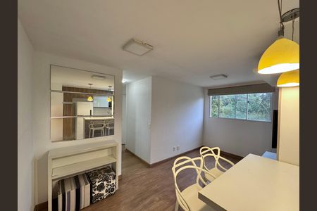Sala de apartamento para alugar com 2 quartos, 47m² em Vargem Pequena, Rio de Janeiro