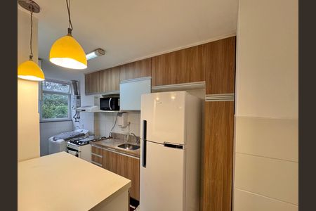 Apartamento para alugar com 47m², 2 quartos e 1 vagaCozinha e Área de Serviço