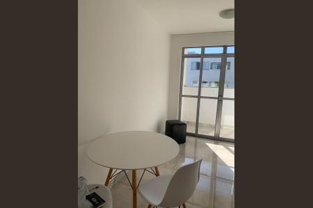 Sala de apartamento para alugar com 2 quartos, 54m² em Buritis, Belo Horizonte