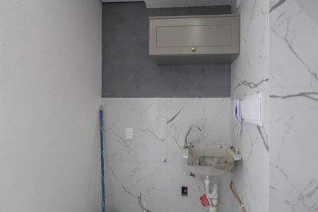 Área de Serviço de apartamento para alugar com 2 quartos, 32m² em Quinta da Paineira, São Paulo