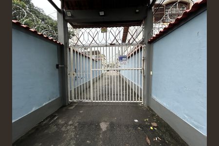 Casa para alugar com 145m², 3 quartos e 2 vagasFachada + placa