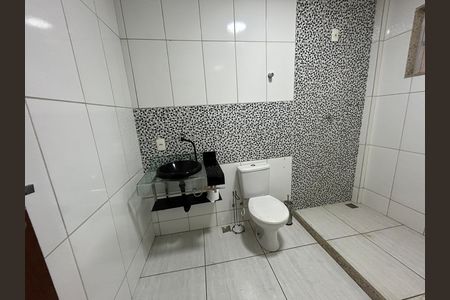 Casa para alugar com 145m², 3 quartos e 2 vagasBanheiro 1