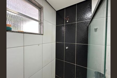 Casa para alugar com 145m², 3 quartos e 2 vagasBanheiro 2