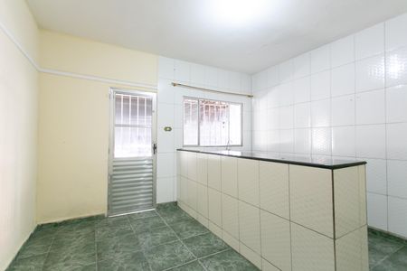Casa para alugar com 35m², 1 quarto e 1 vaga Casa para alugar com 35m², 1 quarto e 1 vagaSala