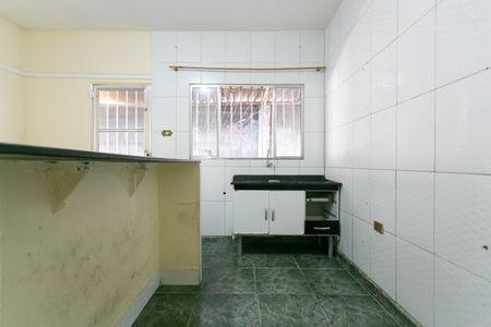 Cozinha  de casa para alugar com 1 quarto, 35m² em Vila Verde, São Paulo