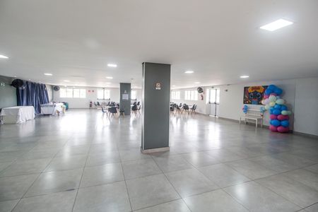 Apartamento para alugar com 52m², 2 quartos e 1 vagaÁrea comum - Salão de festas