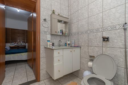 Casa à venda com 250m², 3 quartos e 3 vagasBanheiro da Suíte 
