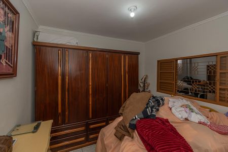 Casa à venda com 250m², 3 quartos e 3 vagasQuarto 2