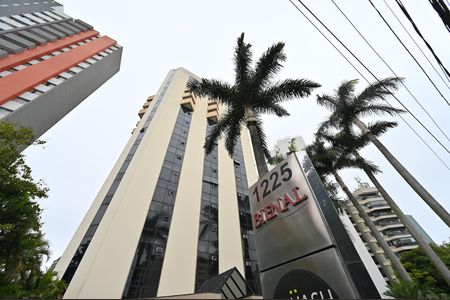 Studio para alugar com 29m², 1 quarto e 1 vaga Studio para alugar com 29m², 1 quarto e 1 vagaFachada