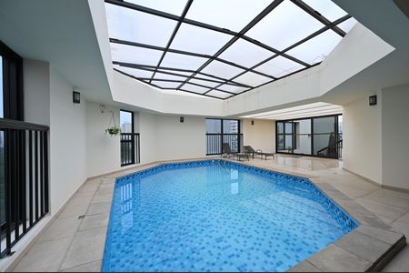 Studio para alugar com 29m², 1 quarto e 1 vaga Studio para alugar com 29m², 1 quarto e 1 vagaPiscina