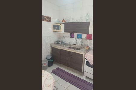 Casa à venda com 220m², 3 quartos e 4 vagas