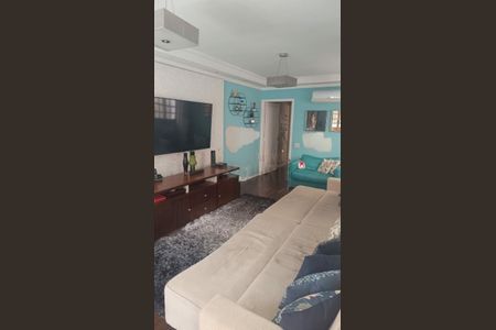 Casa à venda com 3 quartos, 220m² em Campo Grande, São Paulo
