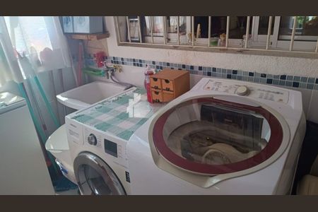 Casa à venda com 3 quartos, 220m² em Campo Grande, São Paulo