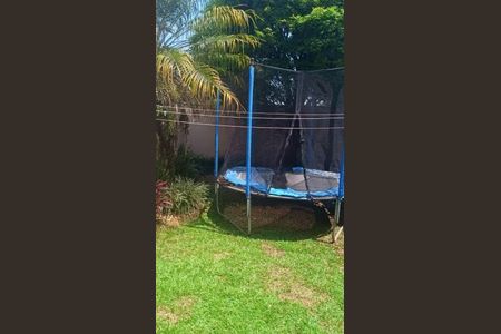 Casa à venda com 3 quartos, 220m² em Campo Grande, São Paulo