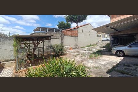 Casa à venda com 3 quartos, 160m² em Santa Terezinha, Belo Horizonte