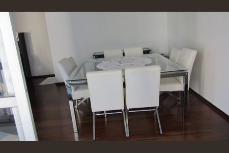 Apartamento à venda com 140m², 3 quartos e 2 vagasFoto 03