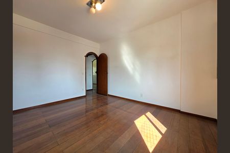 Apartamento para alugar com 303m², 4 quartos e 2 vagasQuarto 4