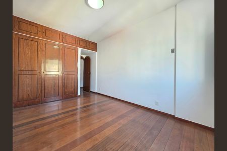 Apartamento para alugar com 303m², 4 quartos e 2 vagasQuarto 3