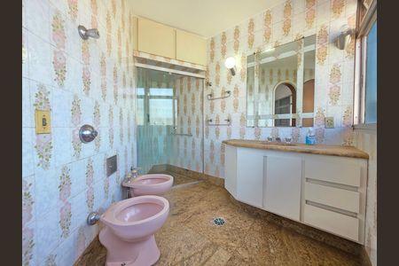 Apartamento para alugar com 303m², 4 quartos e 2 vagasBanheiro da Suíte 2