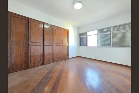 Apartamento para alugar com 303m², 4 quartos e 2 vagasQuarto Suíte Master 