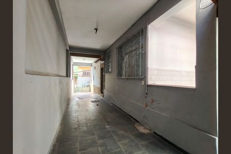 Garagem de casa à venda com 2 quartos, 70m² em Engenho Novo, Rio de Janeiro