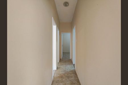 Casa à venda com 70m², 2 quartos e 1 vaga Casa à venda com 70m², 2 quartos e 1 vagaCorredor