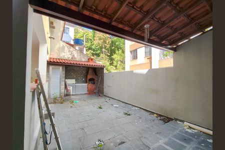 Quintal de casa à venda com 2 quartos, 70m² em Engenho Novo, Rio de Janeiro