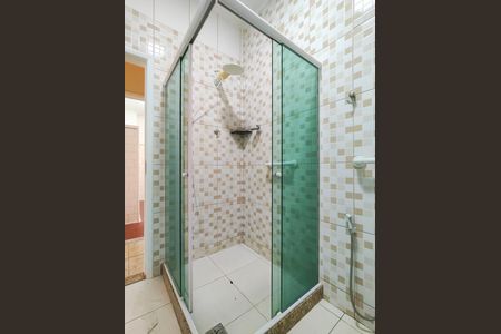 Casa à venda com 70m², 2 quartos e 1 vaga Casa à venda com 70m², 2 quartos e 1 vagaBanheiro Corredor