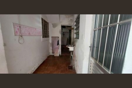 Casa à venda com 4 quartos, 191m² em Jardim Cidalia, São Paulo