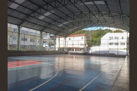 Apartamento para alugar com 55m², 2 quartos e sem vagaQuadra