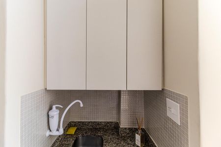 Cozinha de kitnet/studio à venda com 1 quarto, 28m² em Vila Buarque, São Paulo