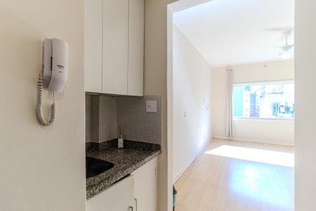 Studio à venda com 28m², 1 quarto e sem vaga Studio à venda com 28m², 1 quarto e sem vagaCozinha
