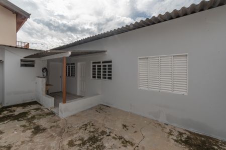 Casa para alugar com 60m², 1 quarto e sem vagaFachada 