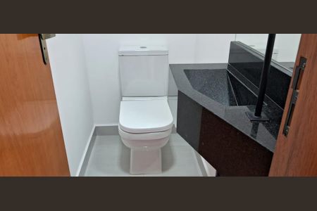 Casa à venda com 3 quartos, 127m² em Parque das Nações, Santo André
