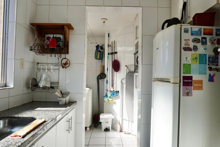 Apartamento à venda com 86m², 3 quartos e 1 vaga Apartamento à venda com 86m², 3 quartos e 1 vagaCozinha e Área de Serviço