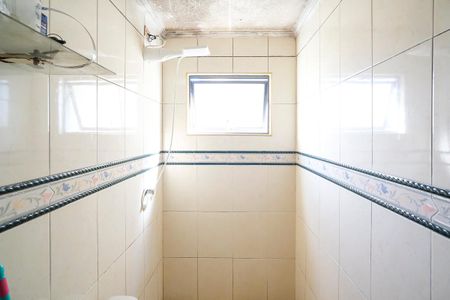Apartamento à venda com 94m², 3 quartos e 1 vagaBanheiro da suíte 2