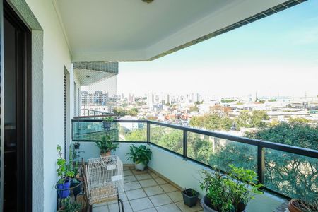 Apartamento à venda com 94m², 3 quartos e 1 vagaVaranda