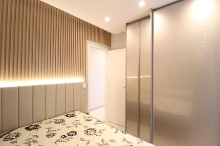 Apartamento para alugar com 72m², 2 quartos e 2 vagasQuarto 2 - Suíte