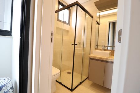 Apartamento para alugar com 72m², 2 quartos e 2 vagasBanheiro do Quarto 2