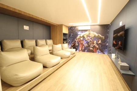 Apartamento para alugar com 72m², 2 quartos e 2 vagasÁrea comum - Cinema