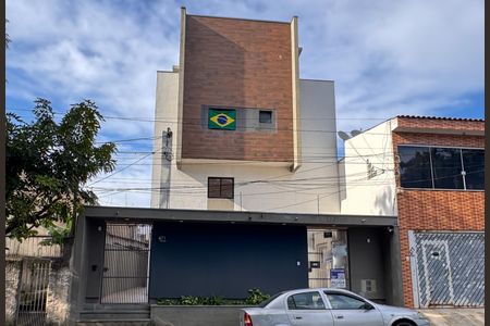 Apartamento para alugar com 43m², 2 quartos e sem vaga Apartamento para alugar com 43m², 2 quartos e sem vagaFachada