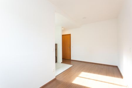 Sala de apartamento para alugar com 2 quartos, 43m² em Vila Jacuí, São Paulo